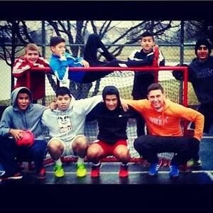 Meet your Posher, Cesar